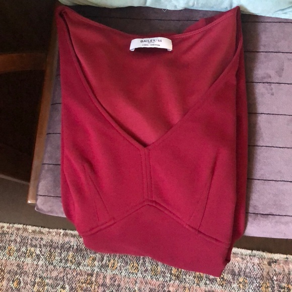 Red Dress 🐙 - Picture 2 of 3